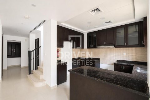 Villa de 2 dormitorios en Casa Dora, UAE No. 215219 19