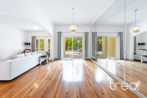 5 bedrooms Villa in Meadows, UAE No. 220761 5