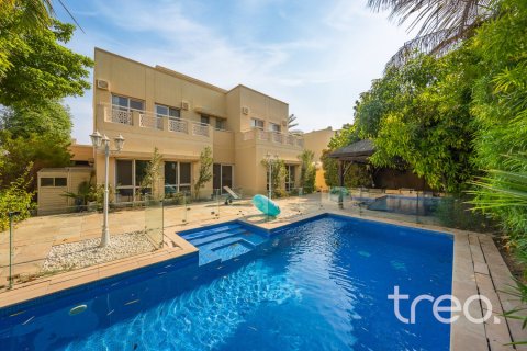5 bedrooms Villa in Meadows, UAE No. 220761
