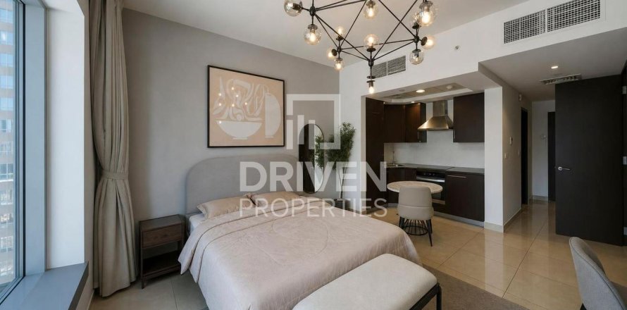 Studio Apartment in 29 Burj Boulevard, UAE No. 211965