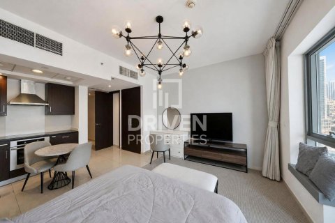 Studio Apartment in 29 Burj Boulevard, UAE No. 211965 3