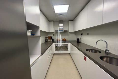 Appartement de 3 chambres à Corniche Road, UAE No. 32177 13