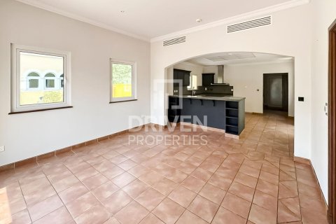 Вилла с 6 спальнями в Hacienda, ОАЭ №221008 12