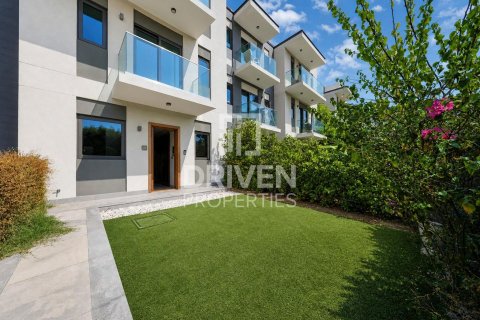 Townhouse de 4 chambres à Sobha Hartland, UAE No. 221493 20