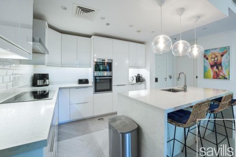 Квартира с 2 спальнями в Shoreline Apartments, ОАЭ №205968 8
