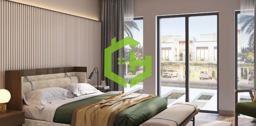 4 bedrooms Townhouse in Dubai Land, UAE No. 42761