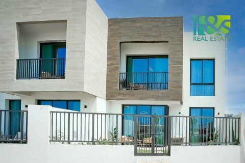 Townhouse de 2 chambres à Mina Al Arab, UAE No. 24738 3