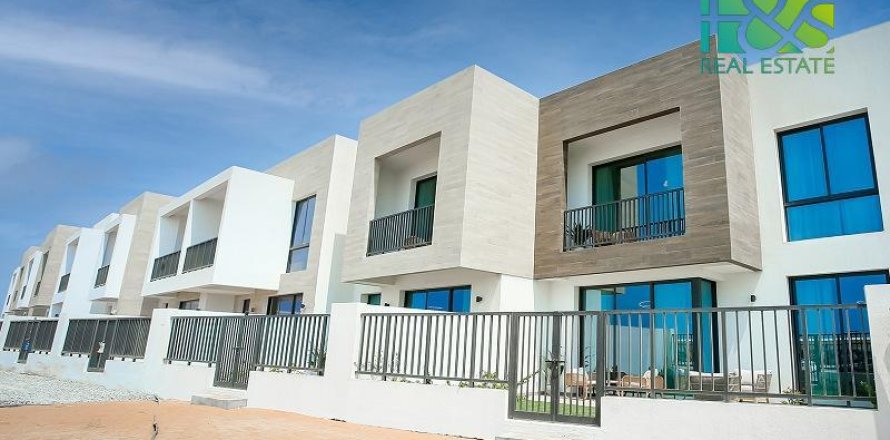 Townhouse de 2 chambres à Mina Al Arab, UAE No. 24738