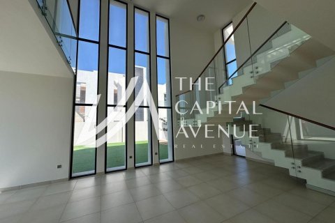 4 bedrooms Villa on the Yas Island, UAE No. 218948