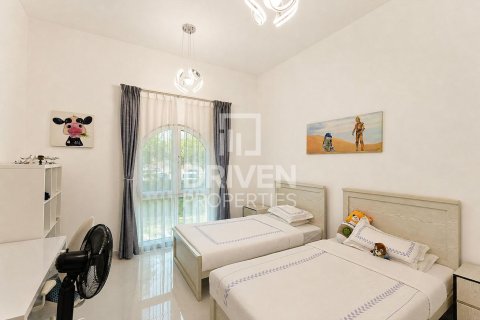 Квартира с 2 спальнями в Discovery Gardens, ОАЭ №223089 10