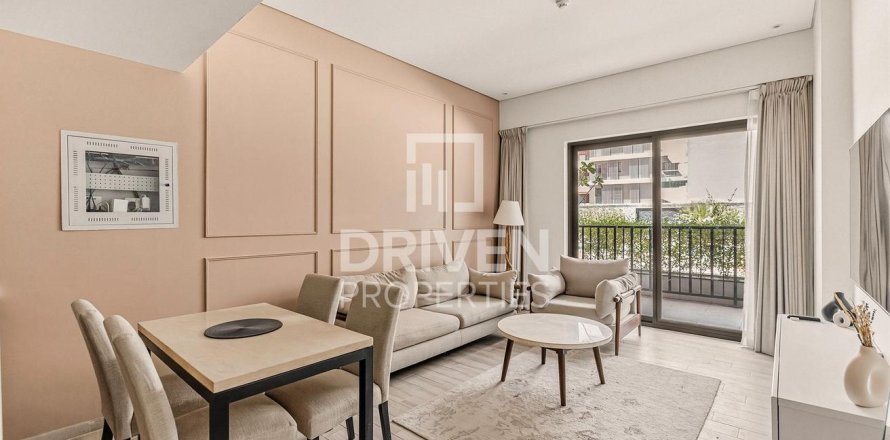 2 bedrooms Apartment in District 13, UAE No. 212557
