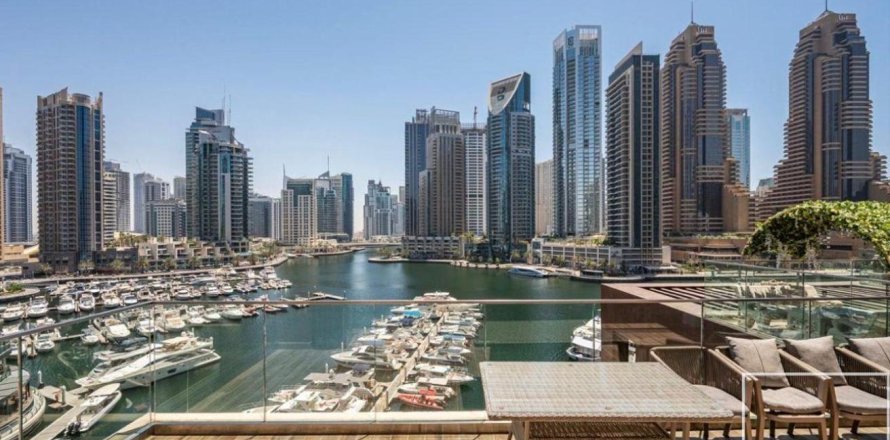 Apartment de 4 dormitorios en Marina Gate, UAE No. 222601