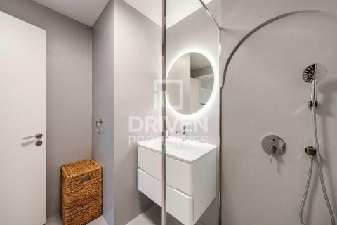 Apartment de 2 dormitorios en District 15, UAE No. 221449 22
