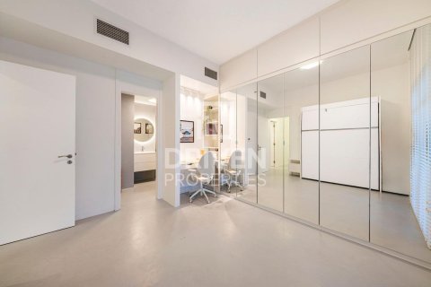 Apartment de 2 dormitorios en District 15, UAE No. 221449 9