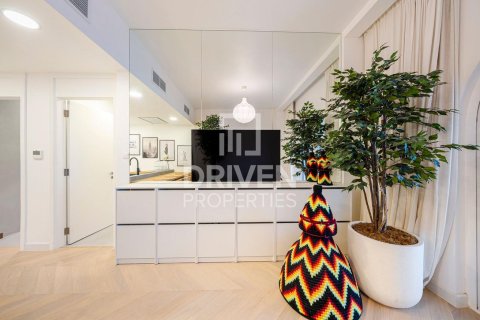 Apartment de 2 dormitorios en District 15, UAE No. 221449 4