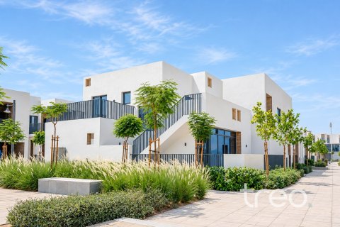 4 bedrooms Townhouse in Arabian Ranches 3, UAE No. 220626