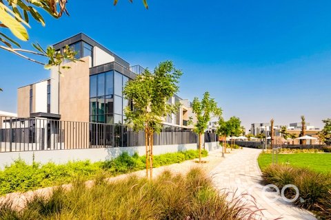 Villa de 4 chambres à Mudon, UAE No. 222766