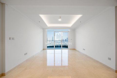 2 bedrooms Apartment in EMAAR Beachfront, UAE No. 129517 12