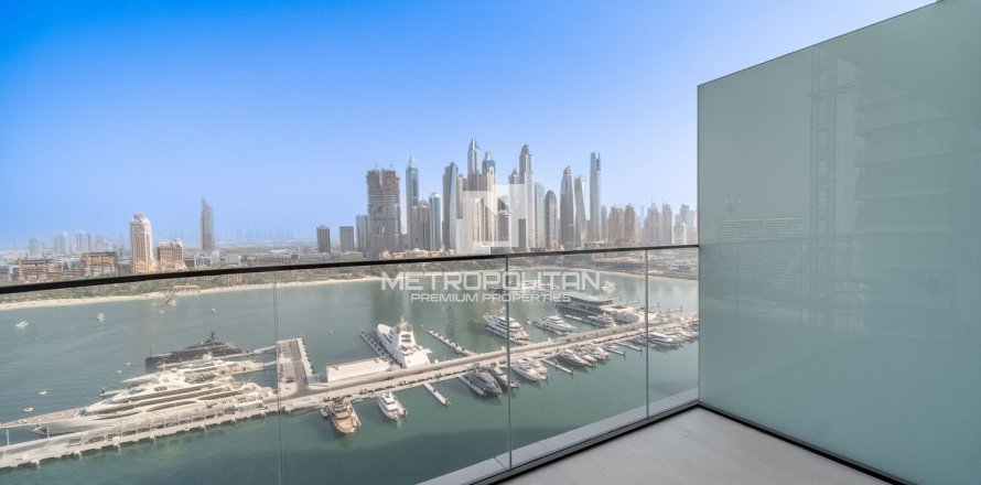 2 bedrooms Apartment in EMAAR Beachfront, UAE No. 129517