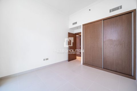 2 bedrooms Apartment in EMAAR Beachfront, UAE No. 129517 16
