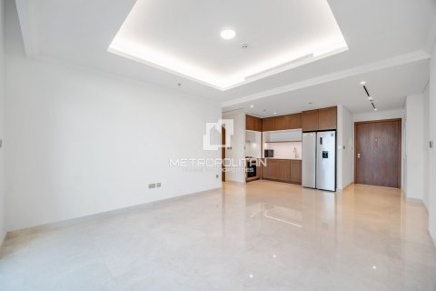 2 bedrooms Apartment in EMAAR Beachfront, UAE No. 129517 3