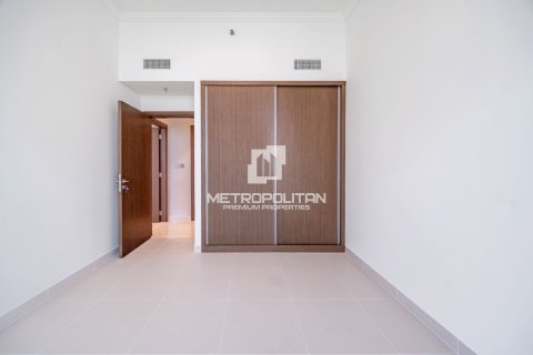 2 bedrooms Apartment in EMAAR Beachfront, UAE No. 129517 15