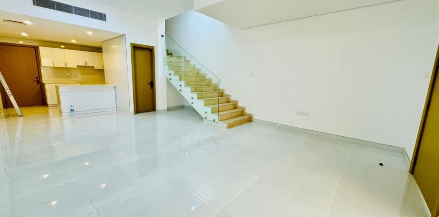 Townhouse de 3 dormitorios en Dubai, UAE No. 223705