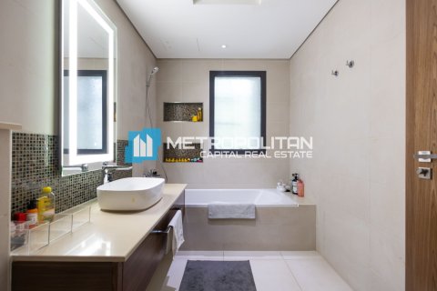 5 bedrooms Villa on the Yas Island, UAE No. 99309 19