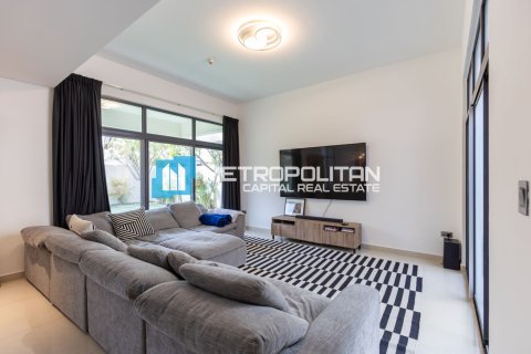 5 bedrooms Villa on the Yas Island, UAE No. 99309 12
