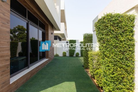 5 bedrooms Villa on the Yas Island, UAE No. 99309 25