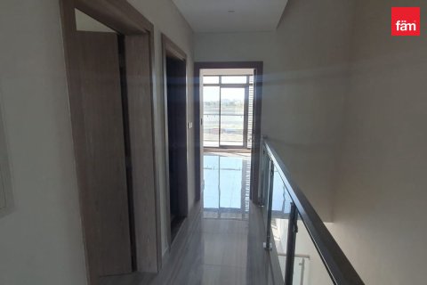 Townhouse de 4 dormitorios en Dubai, UAE No. 205199 8