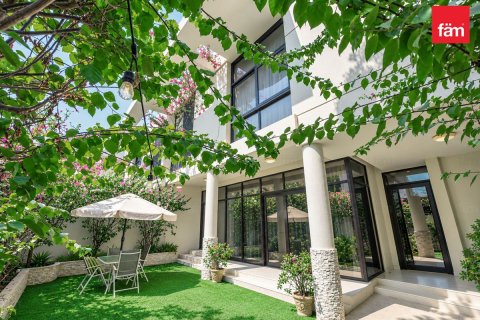 3 bedrooms Townhouse in Dubai, UAE No. 216741