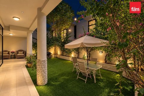 3 bedrooms Townhouse in Dubai, UAE No. 216741 20