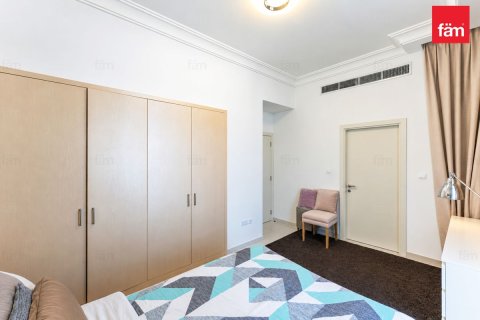 3 bedrooms Townhouse in Dubai, UAE No. 216741 9