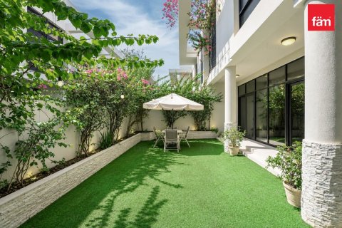 3 bedrooms Townhouse in Dubai, UAE No. 216741 6