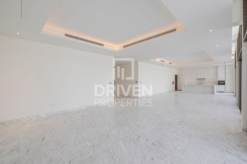 6 bedrooms Villa in District One, UAE No. 225627 5