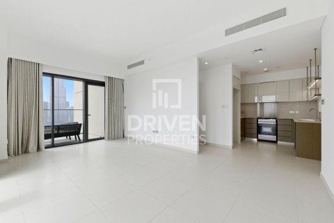 Apartment de 3 dormitorios en Burj Royale, UAE No. 222874
