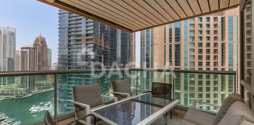 Apartment de 3 dormitorios en Emaar 6 Towers, UAE No. 163483