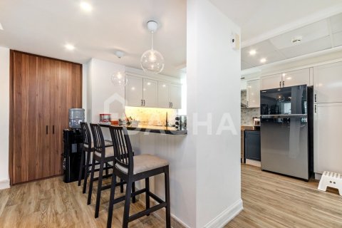 Apartment de 3 dormitorios en Emaar 6 Towers, UAE No. 163483 17