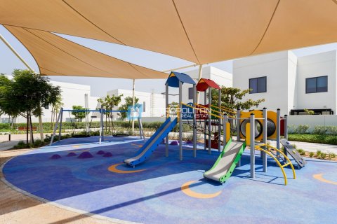 Townhouse de 3 dormitorios en  Yas Island, UAE No. 136162 18