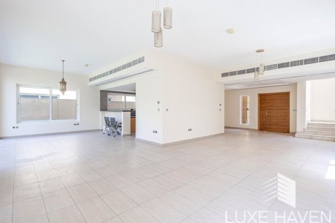 Villa de 4 chambres à Legacy Nova Villas, UAE No. 14169 3