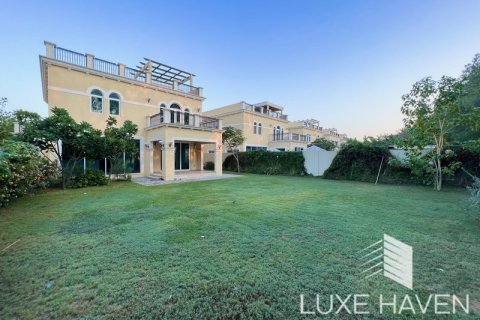 Villa de 4 chambres à Legacy Nova Villas, UAE No. 14169 24