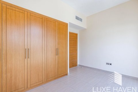 Villa de 4 chambres à Legacy Nova Villas, UAE No. 14169 15