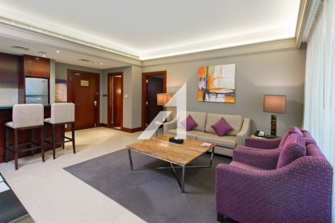 Hotel Apartamento de 1 dormitorio en Deira, UAE No. 33084 3