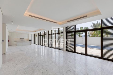 6 bedrooms Villa in District One, UAE No. 212461 5