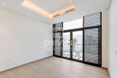 6 bedrooms Villa in District One, UAE No. 212461 17