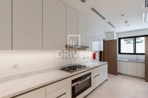 6 bedrooms Villa in District One, UAE No. 212461 25
