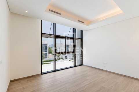 6 bedrooms Villa in District One, UAE No. 212461 21