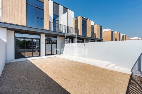 Townhouse de 3 dormitorios en Mudon, UAE No. 202212 3