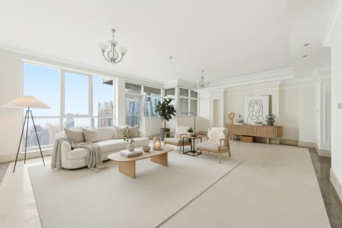 Penthouse de 3 dormitorios en The Torch, UAE No. 215261 3